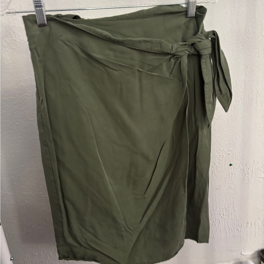 Banana Republic Sage Green Skirt